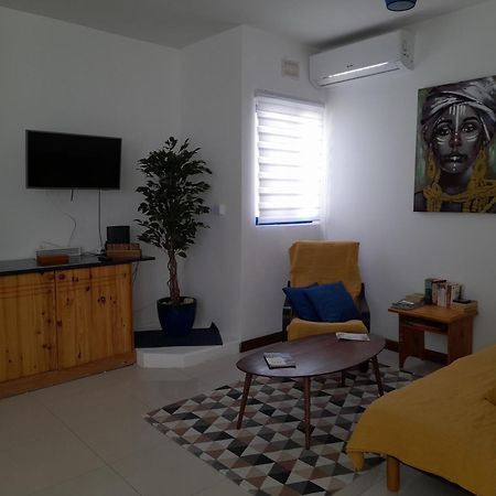 Ferienwohnung East Breeze Penthouse Mgarr Exterior foto