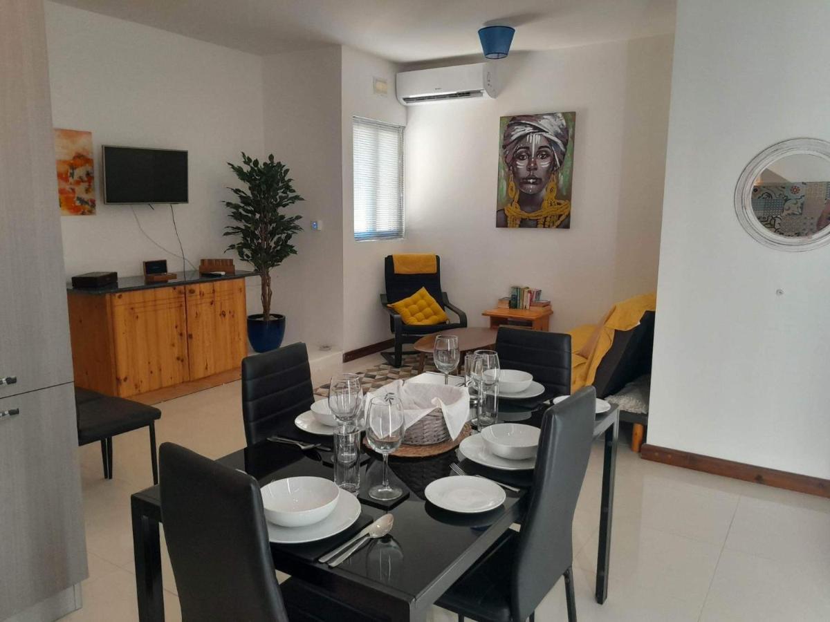Ferienwohnung East Breeze Penthouse Mgarr Exterior foto