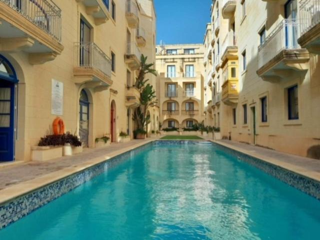 Ferienwohnung East Breeze Penthouse Mgarr Exterior foto